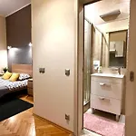 Double Studio City Center